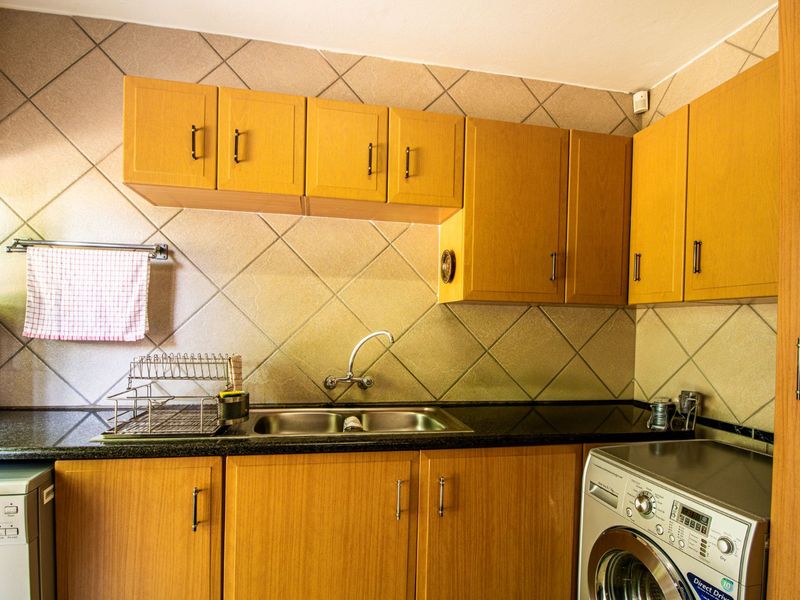 House For Sale in Moreleta Park - Photo 9