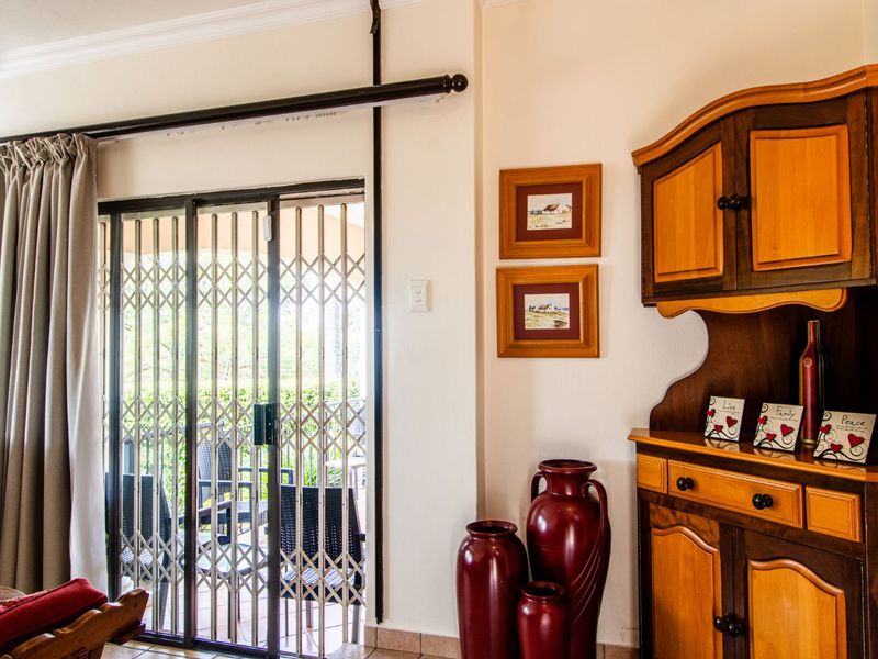 House For Sale in Moreleta Park - Photo 4