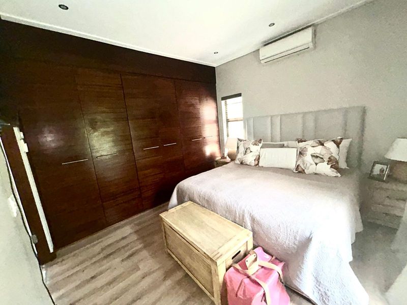 Townhouse To Rent in Menlo Park - Photo 6