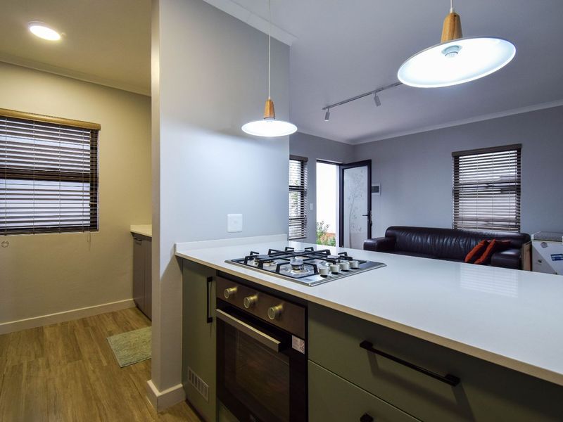 Townhouse For Sale in Olympus AH - Photo 6