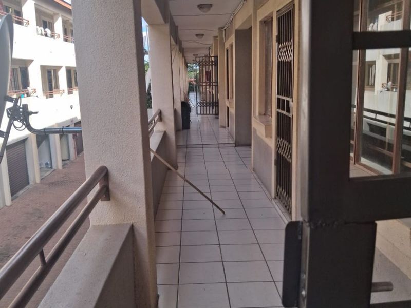 Townhouse For Sale in Polokwane Central - Photo 3