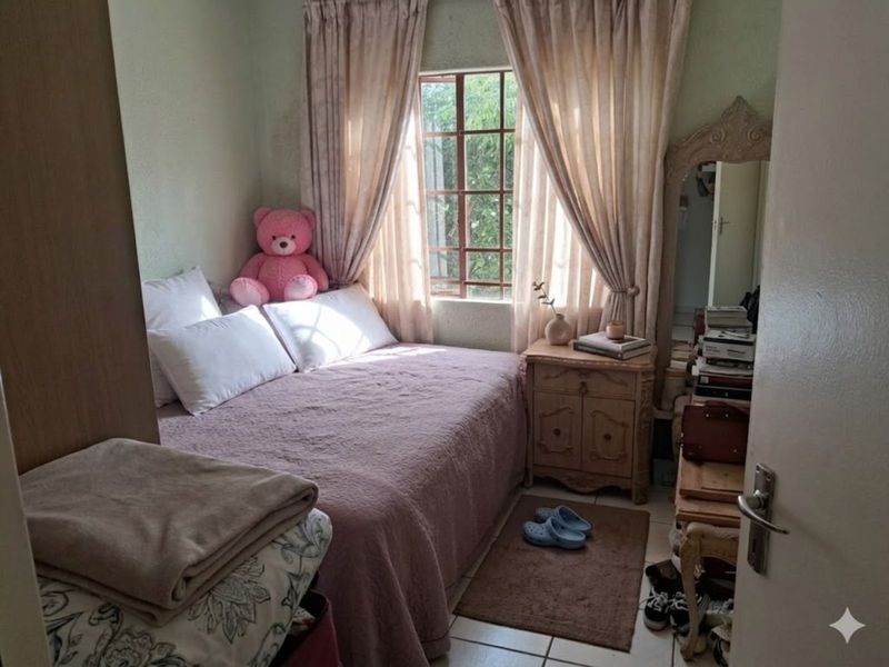 Townhouse For Sale in Polokwane Central - Photo 7