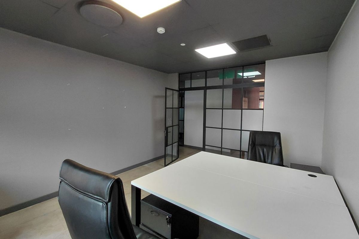 Office To Rent in Faerie Glen - Photo 4