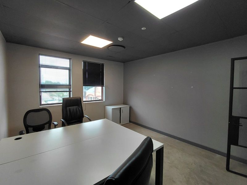 Office To Rent in Faerie Glen - Photo 5
