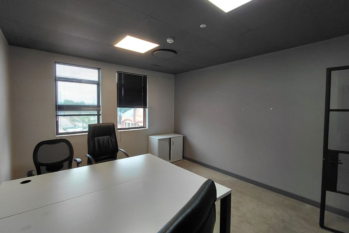 Office To Rent in Faerie Glen - Photo 5