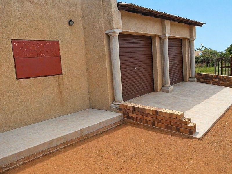 House For Sale in Megoring - Photo 4