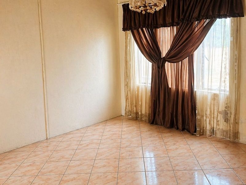 House For Sale in Megoring - Photo 5