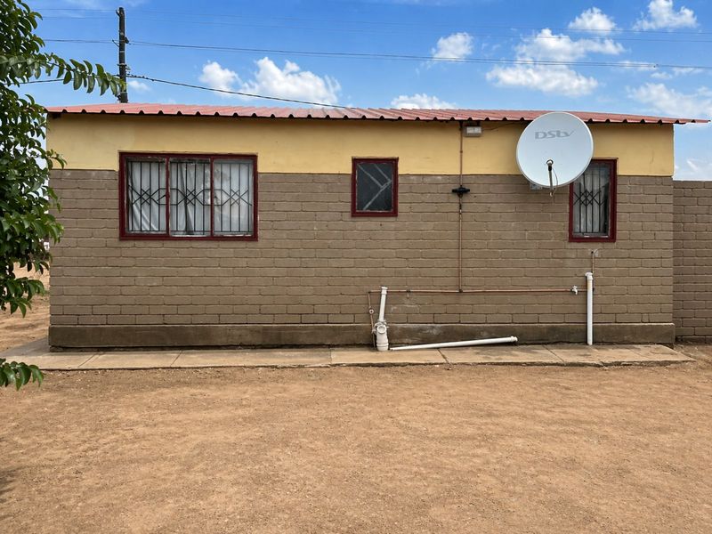 House For Sale in Lethuli Park - Photo 8