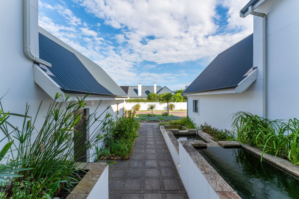 House For Sale in St Francis Links - Photo 3