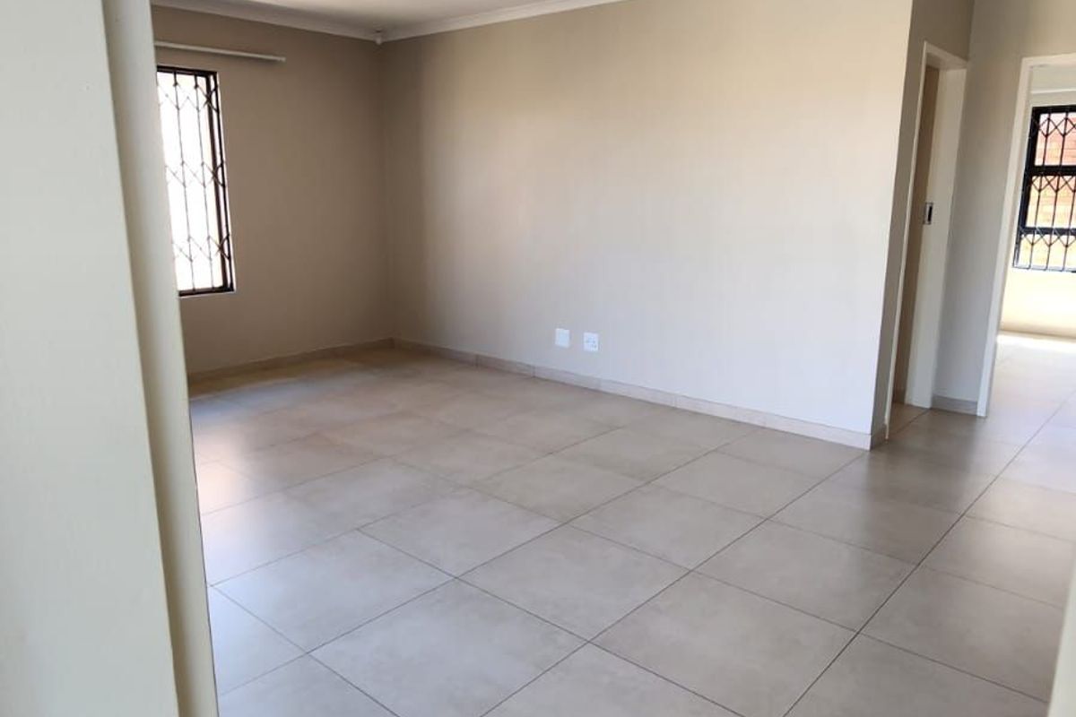 House To Rent in Secunda Central - Photo 2