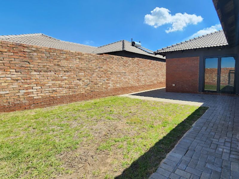 House To Rent in Secunda Central - Photo 1