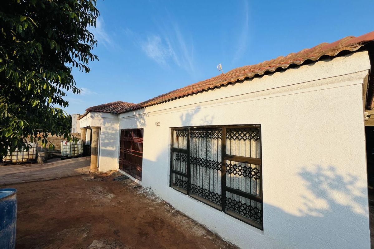 House For Sale in Prakteseer - Photo 2