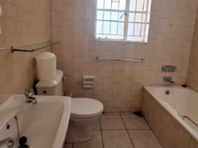 House For Sale in Standerton Central - Photo 9