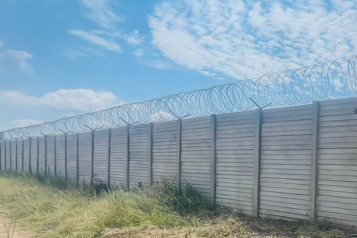 Industrial For Sale in Ladine - Photo 5