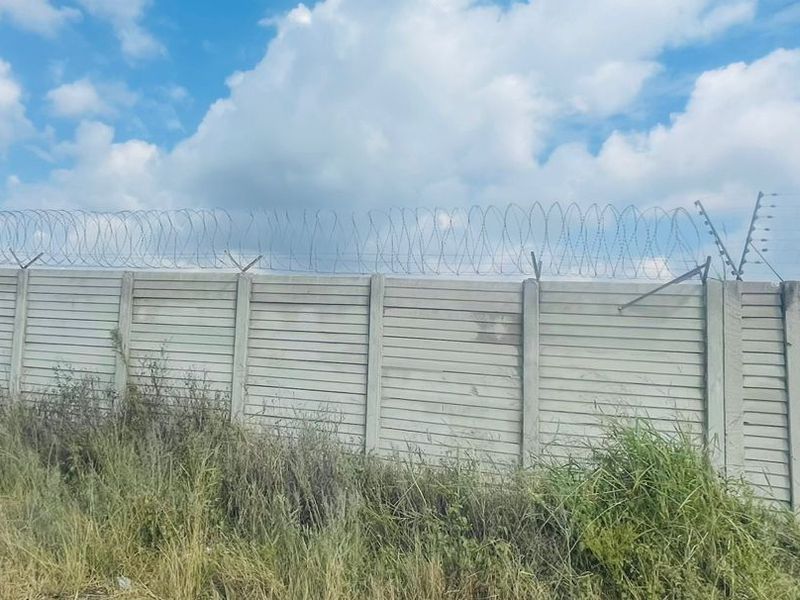 Industrial For Sale in Ladine - Photo 6