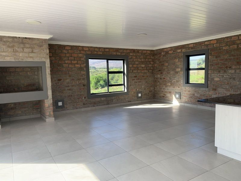 House For Sale in Albertinia Central - Photo 10