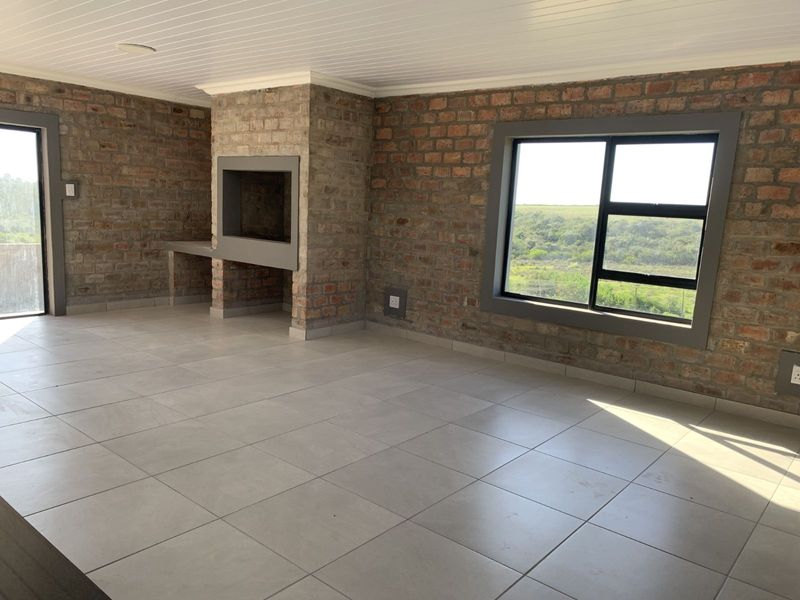 House For Sale in Albertinia Central - Photo 7