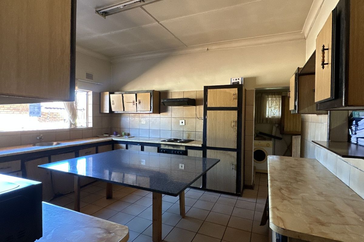 House For Sale in Impala Park - Photo 5