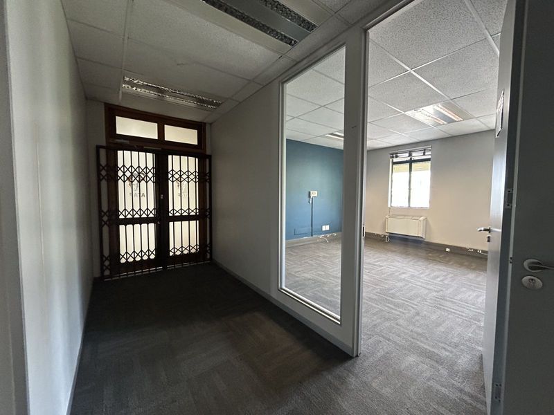 Office To Rent in Hatfield - Photo 7