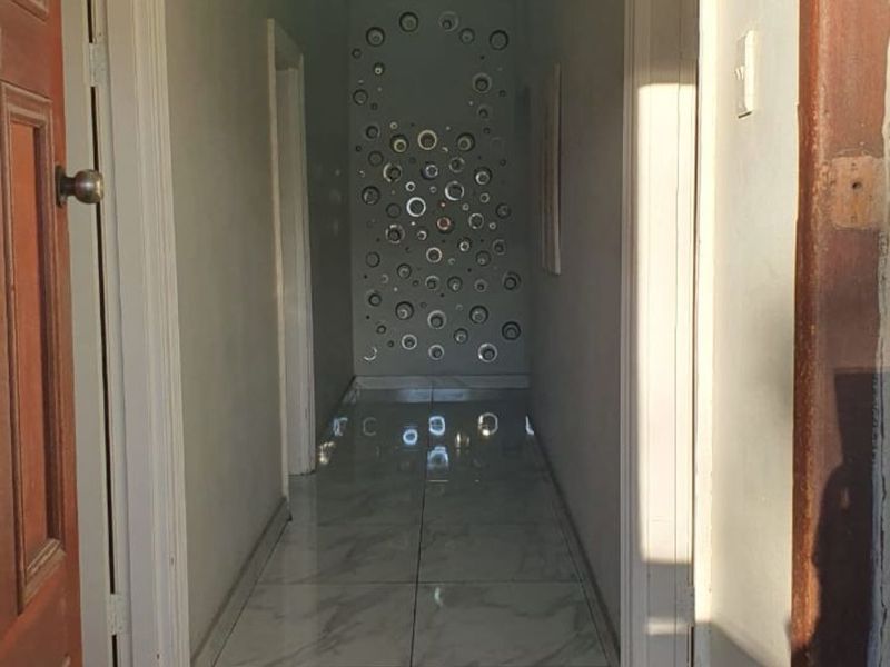 House For Sale in Glenlilly - Photo 2