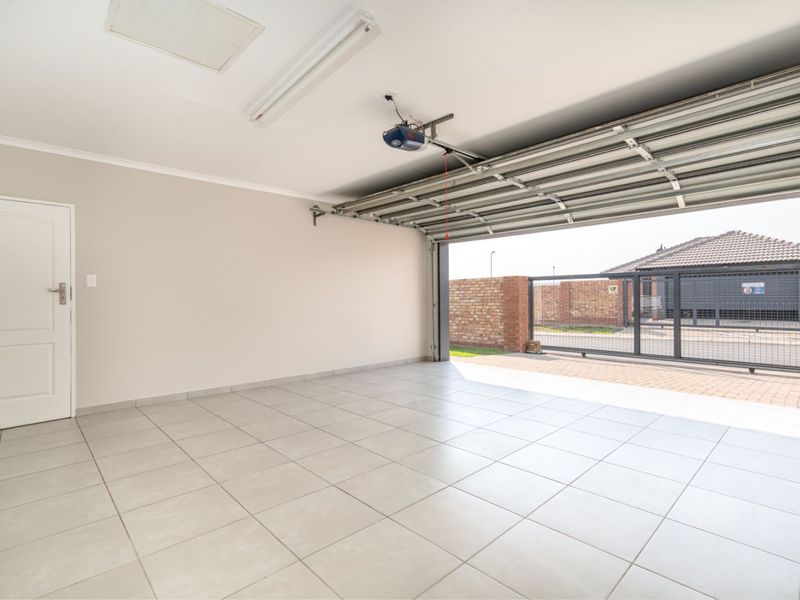 House To Rent in Secunda Central - Photo 3
