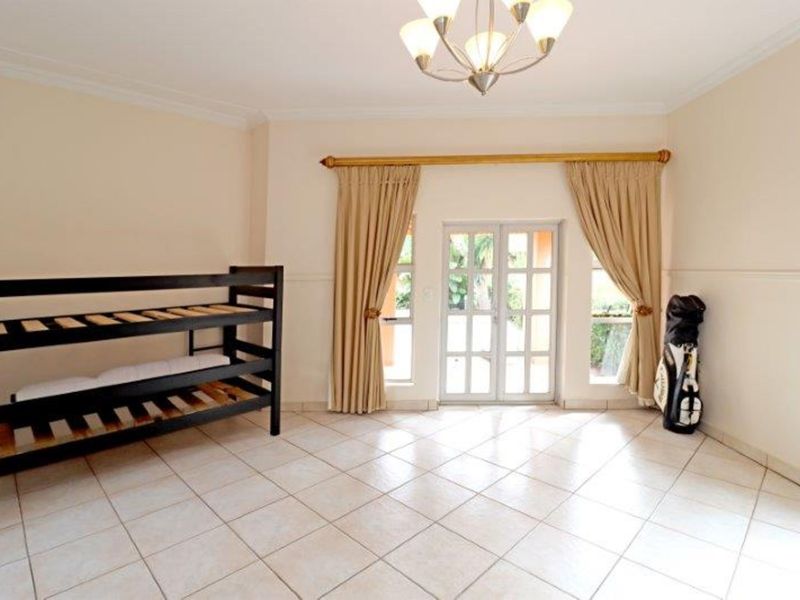House For Sale in Centurion Golf Estate - Photo 7
