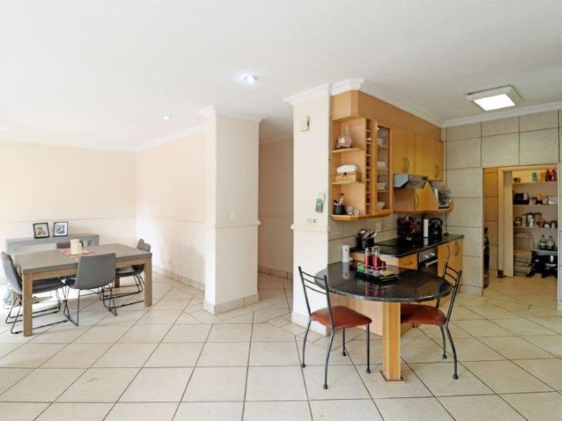 House For Sale in Centurion Golf Estate - Photo 10