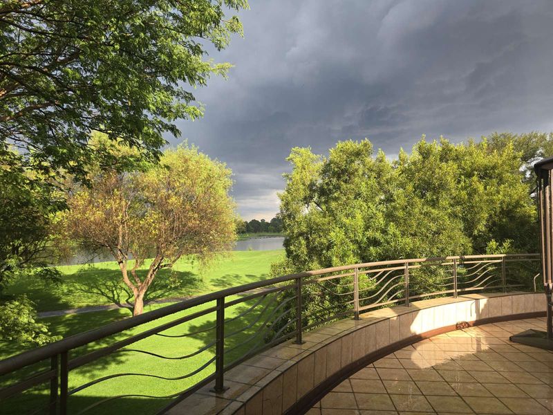 House For Sale in Centurion Golf Estate - Photo 2