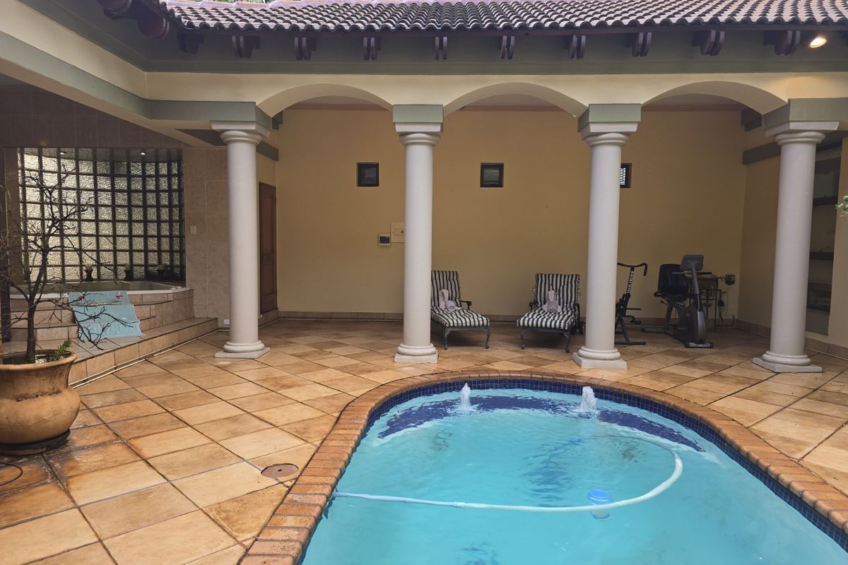 House For Sale in Centurion Golf Estate - Photo 3