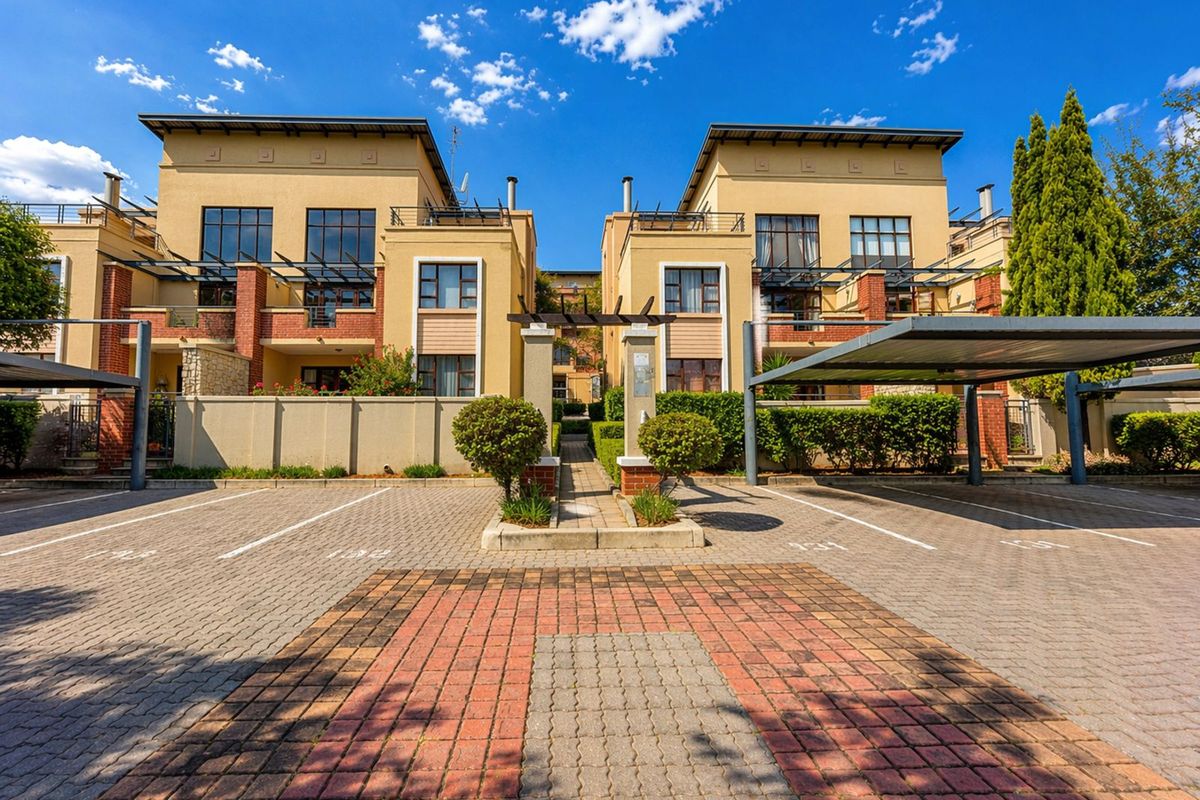 Apartment For Sale in Douglasdale - Photo 2