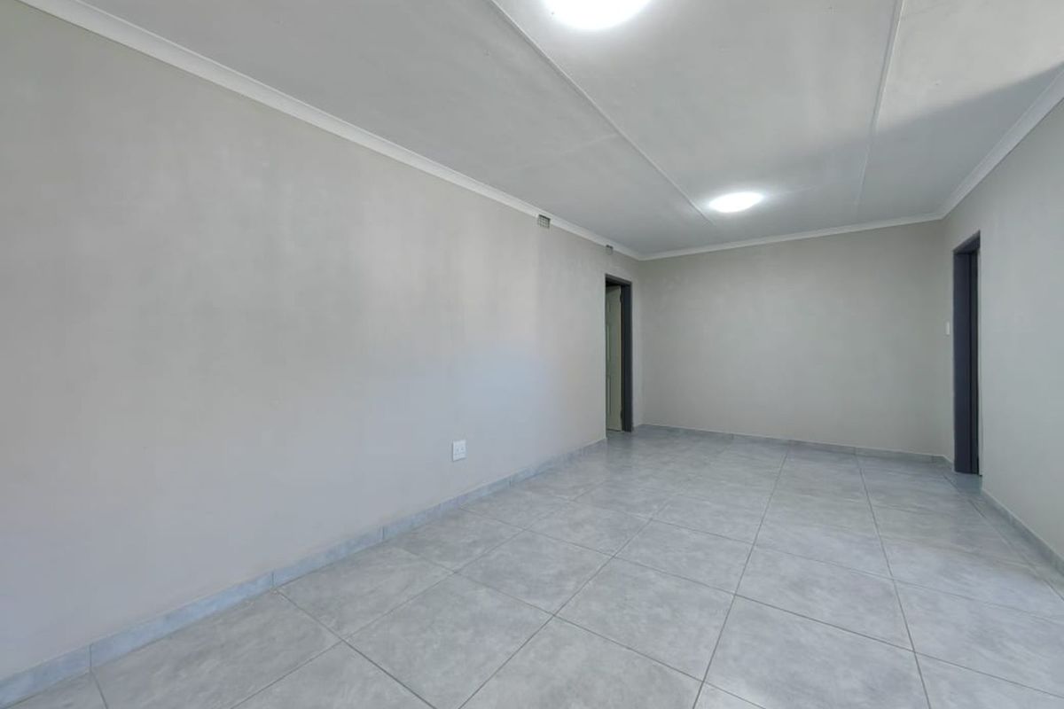Apartment To Rent in Trichardt - Photo 2