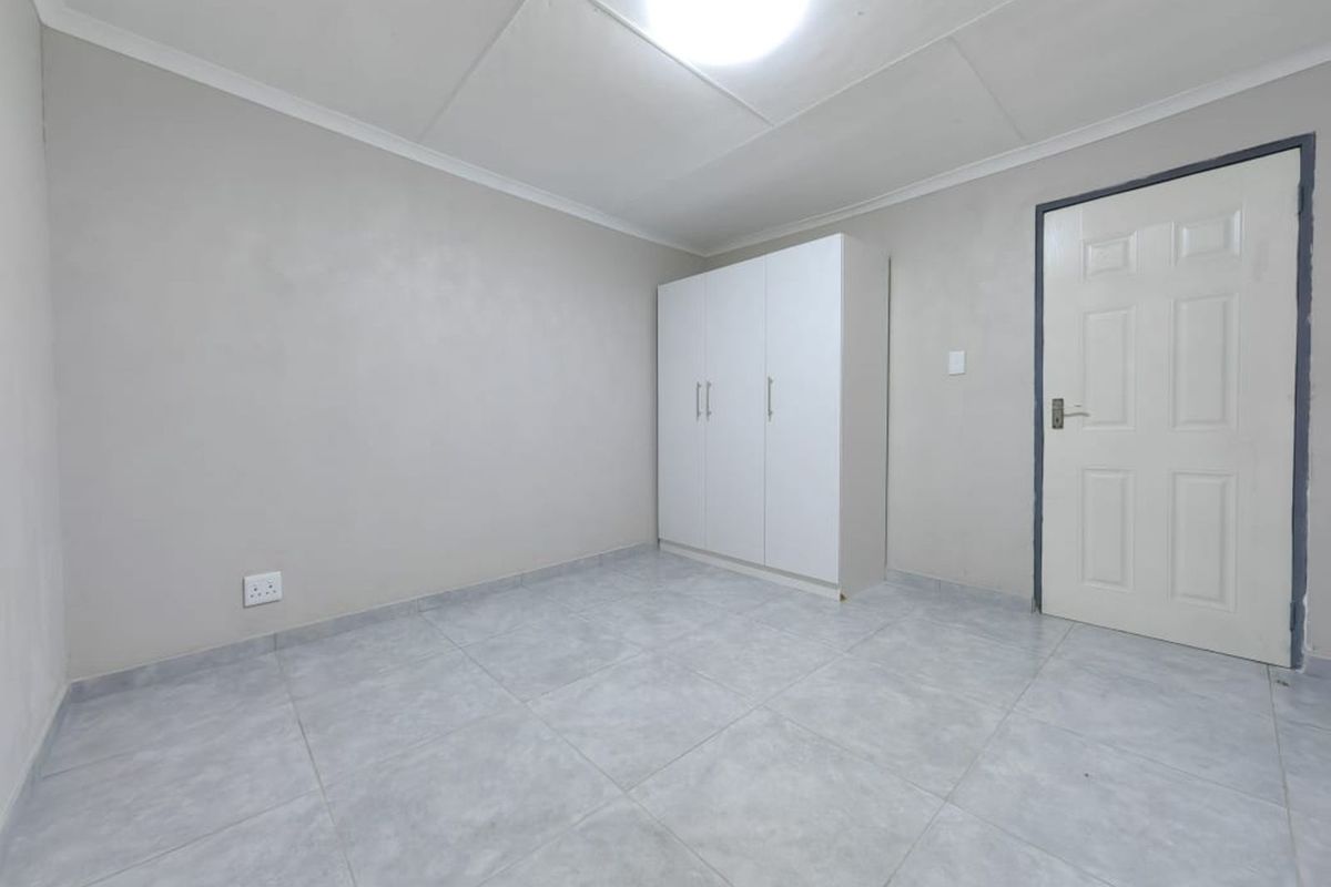 Apartment To Rent in Trichardt - Photo 4