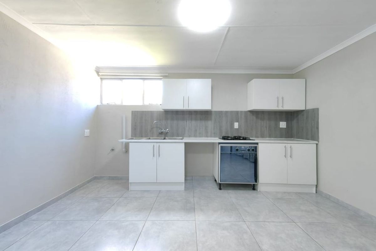 Apartment To Rent in Trichardt - Photo 3