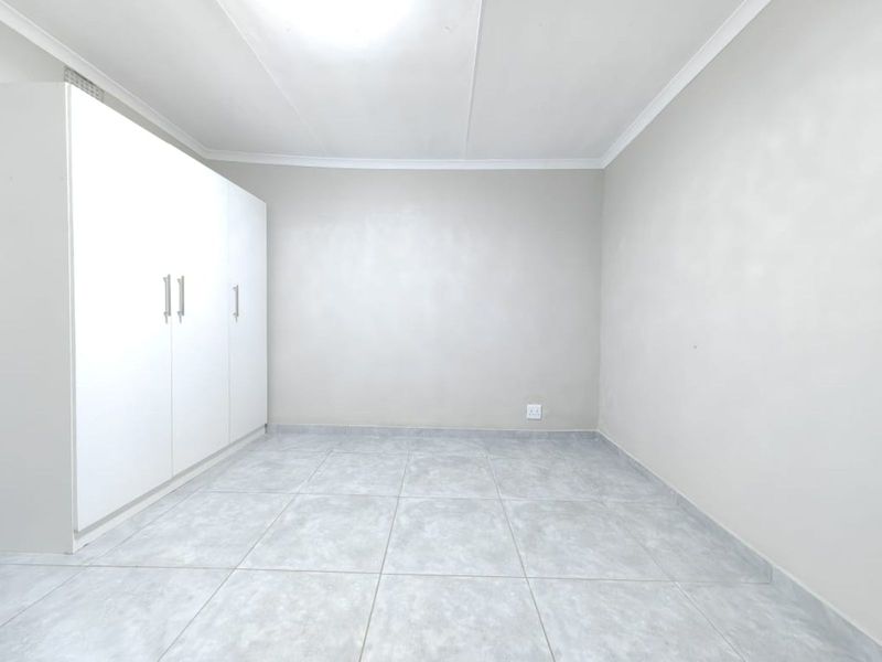 Apartment To Rent in Trichardt - Photo 8
