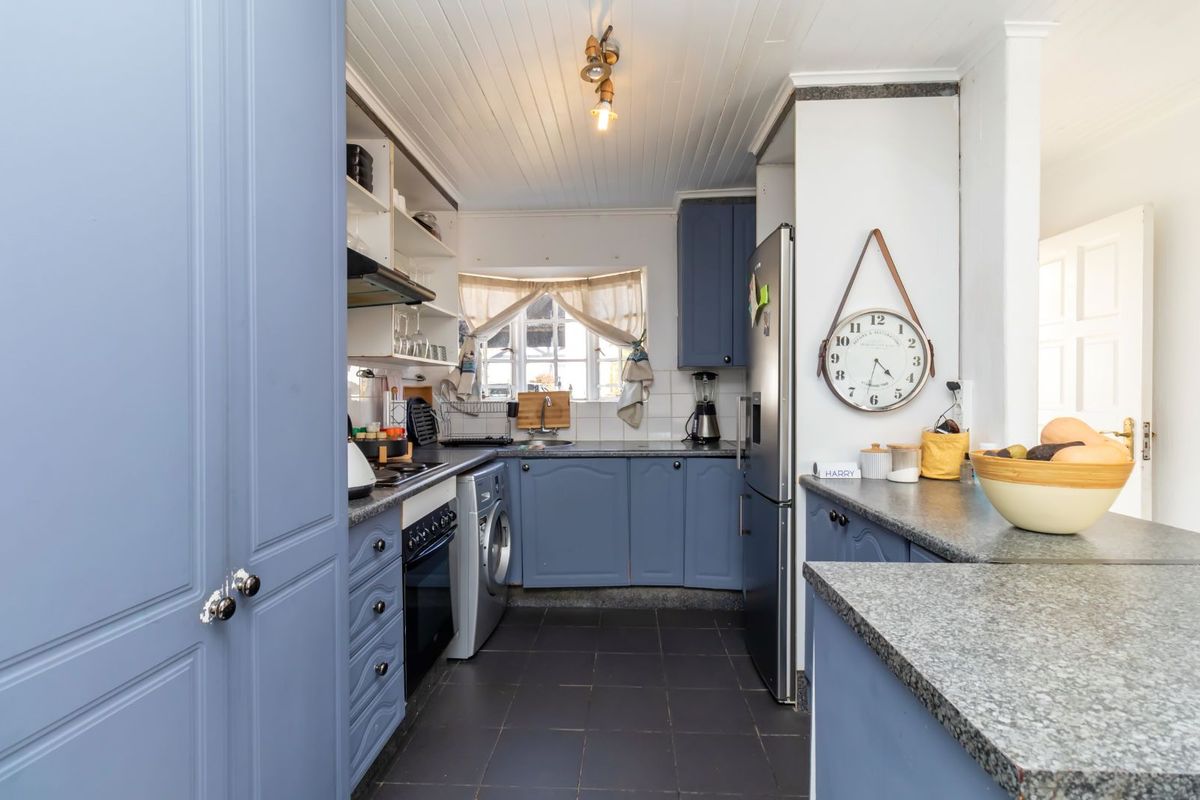 Townhouse For Sale in Wilgeheuwel - Photo 4