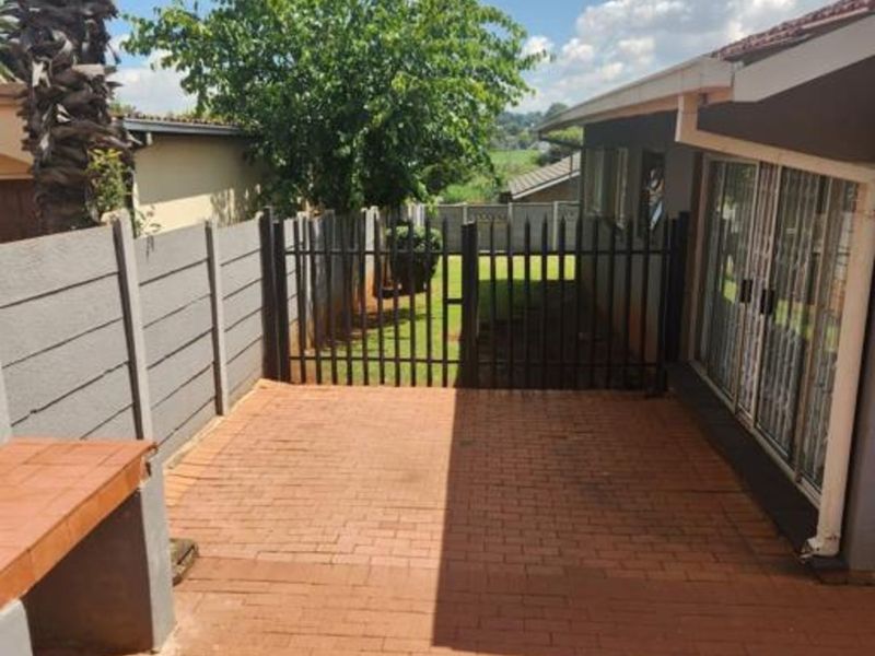 House For Sale in Florida Lake - Photo 6