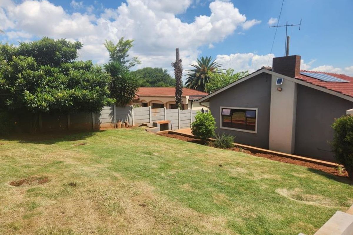 House For Sale in Florida Lake - Photo 4