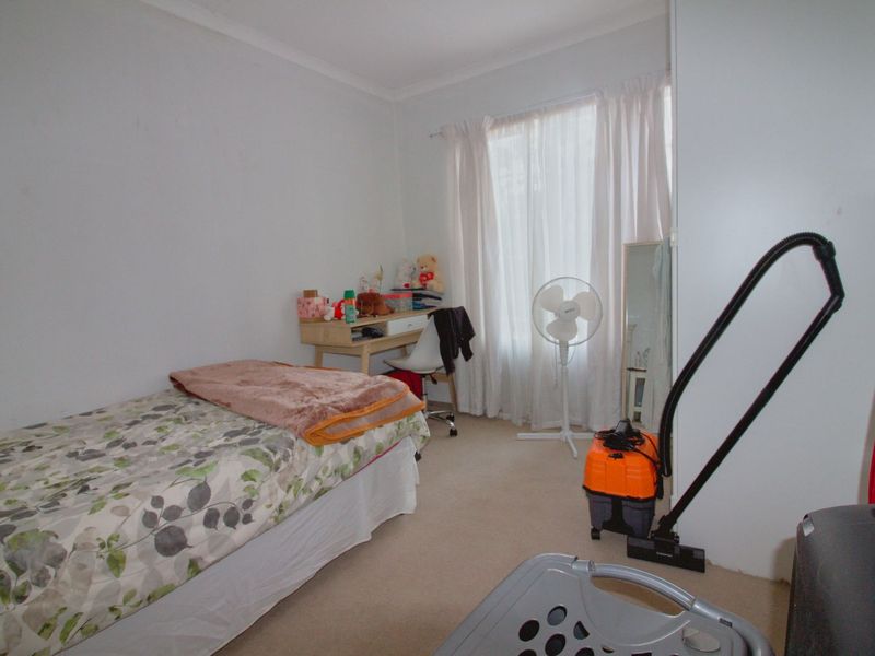 Townhouse For Sale in Bromhof - Photo 9