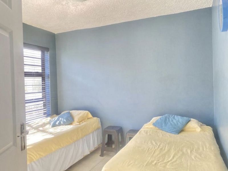 Apartment For Sale in Amanzimtoti - Photo 8