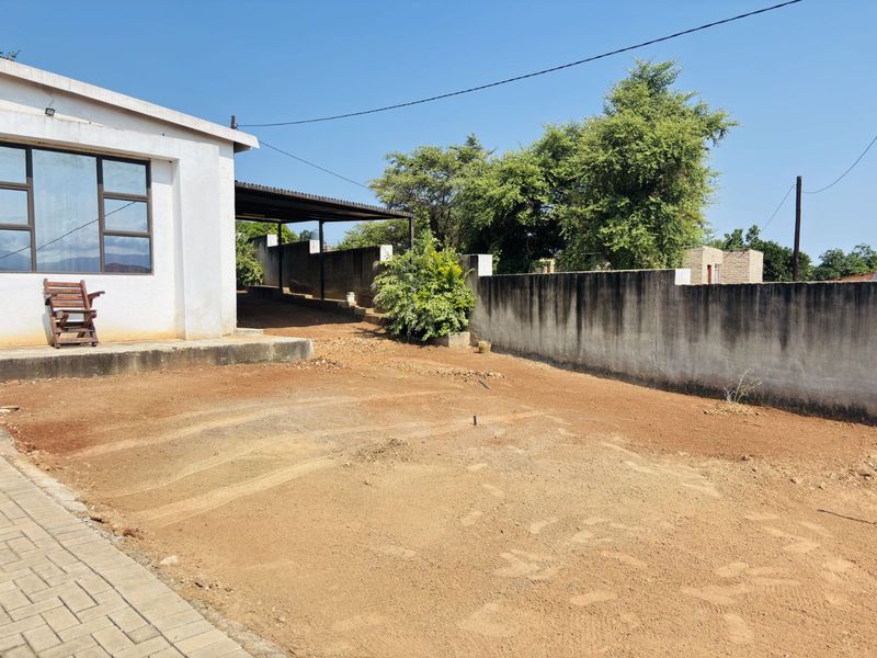 House For Sale in Nkowankowa - Photo 8