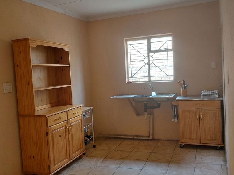 House For Sale in Seshego 9B - Photo 5