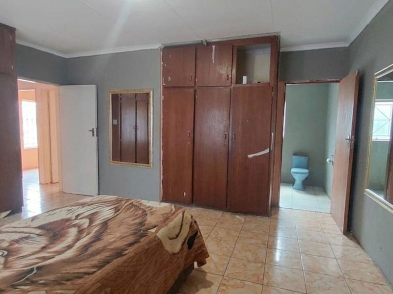 House For Sale in Seshego 9B - Photo 8