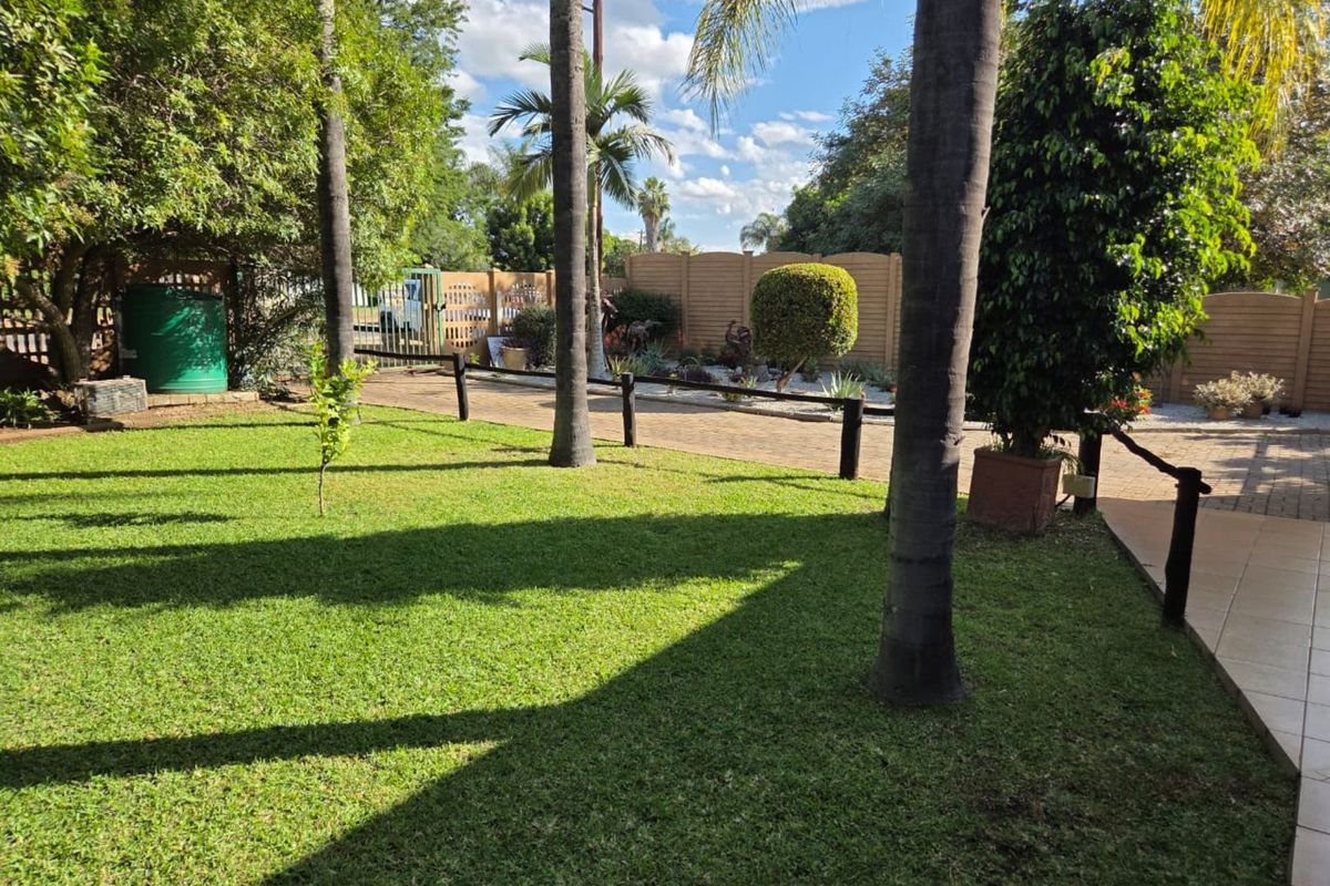 House For Sale in Hospitaalpark - Photo 3