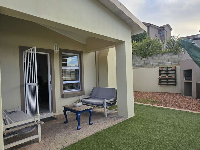 House To Rent in Island View - Photo 2