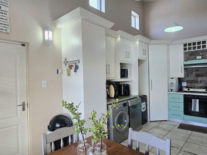 House To Rent in Island View - Photo 5