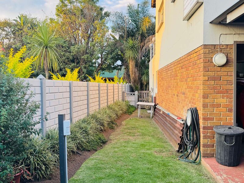 House For Sale in Reyno Ridge - Photo 2