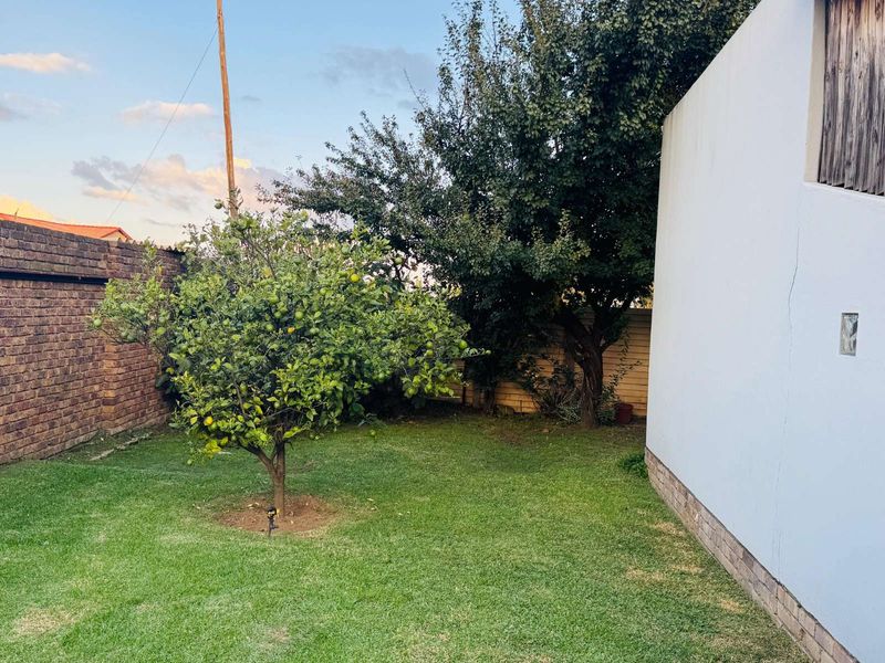 House For Sale in Reyno Ridge - Photo 7