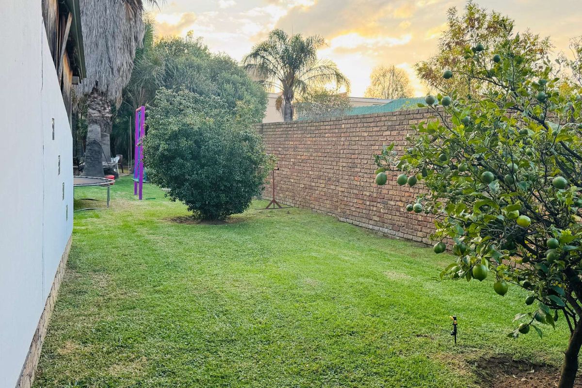 House For Sale in Reyno Ridge - Photo 5