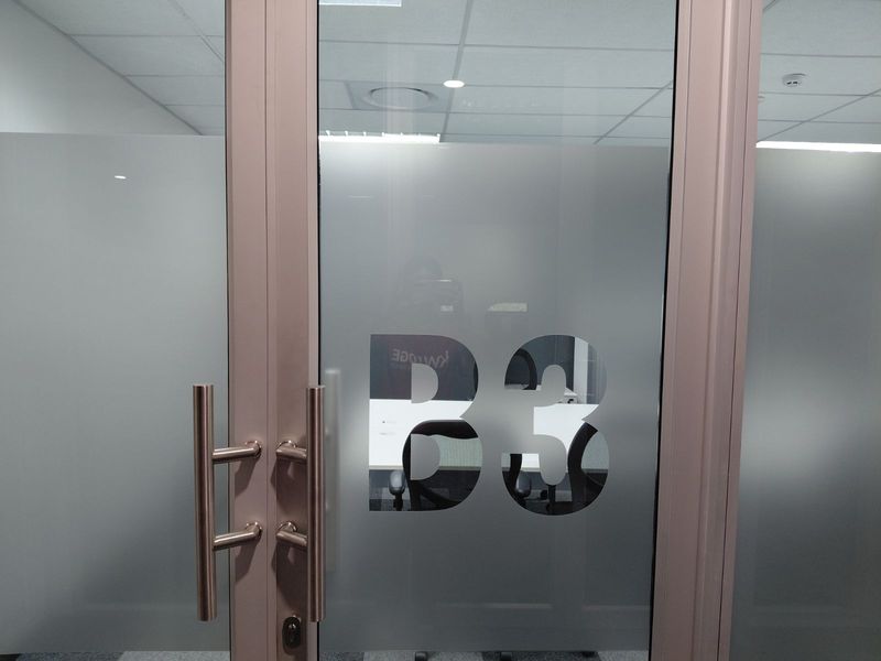 Office To Rent in Faerie Glen - Photo 9