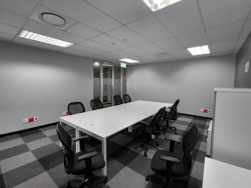 Office To Rent in Faerie Glen - Photo 7